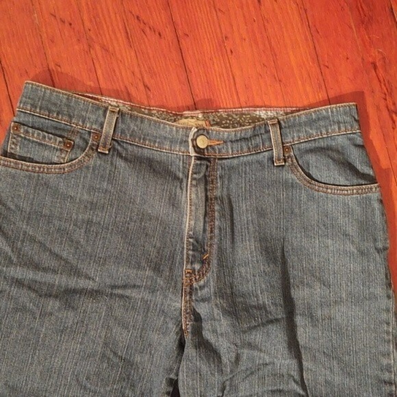 Levi's 550 Relaxed Dark Wash Shorts Sz 16 - Picture 2 of 10